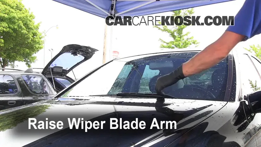 2007 Mercedes-Benz C230 Sport 2.5L V6 FlexFuel Windshield Wiper Blade (Front) Replace Wiper Blades
